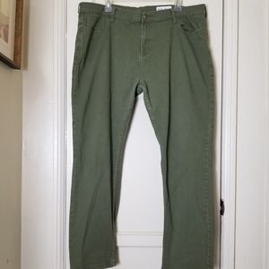 DENIM COMPANY 40 x 30 olive army green stretch denim jeans